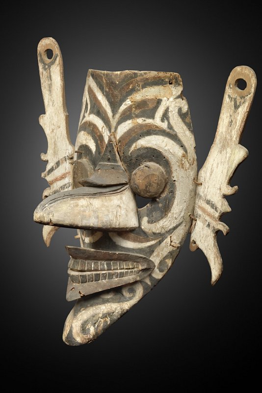 [[Masque Hudok - Bornéo|Hudok mask - Borneo]]